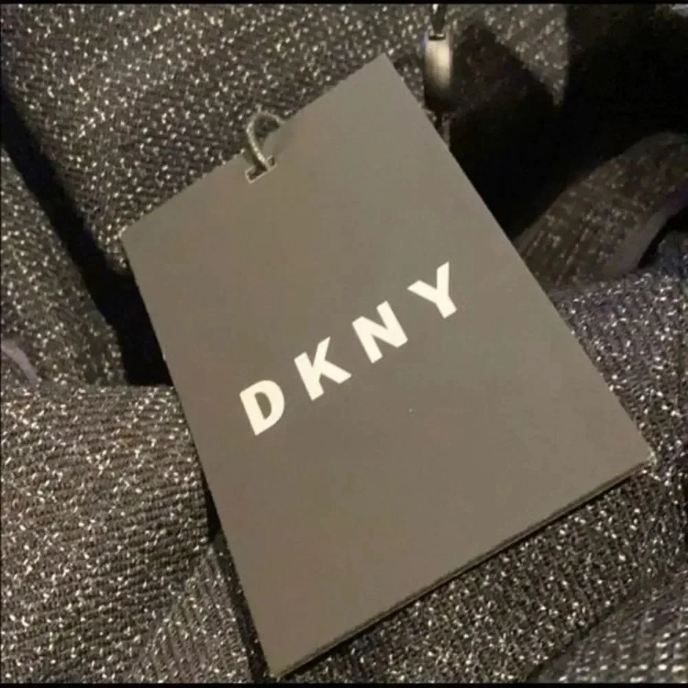 Dkny  Delsin Bllack /white Plaid Wool Bland Blazer